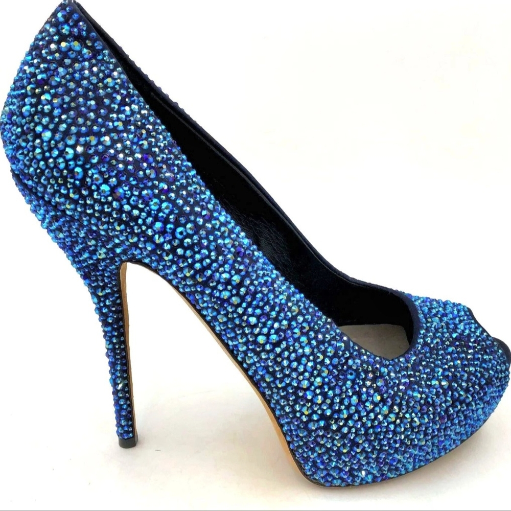 Gucci Swarovski Crystal Laden Heels. With COA Sofia. Blue 38.5 FIT LIKE SIZE 8
